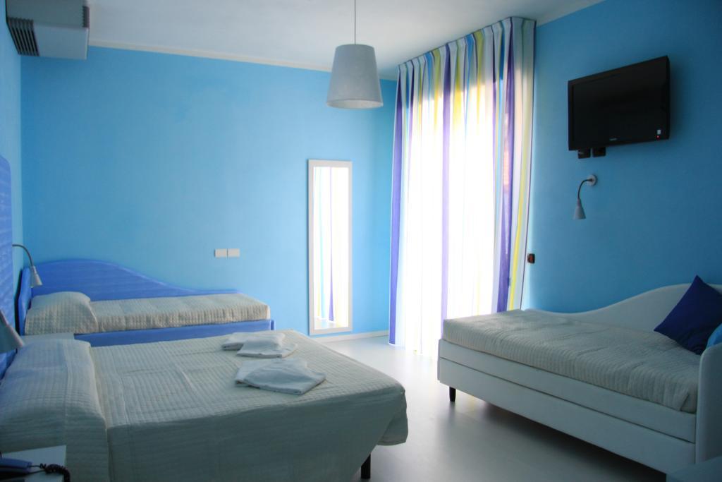 Hotel Leonardo Cesenatico Ngoại thất bức ảnh