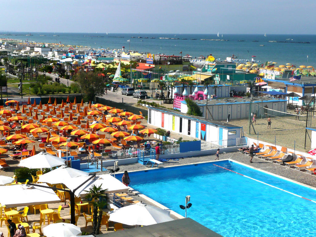 Hotel Leonardo Cesenatico Ngoại thất bức ảnh